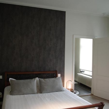 B&B Huyze Weyne Brugge Bagian luar foto